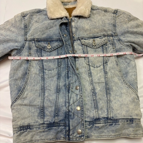 American Eagle MENS XS Sherpa Lined Jean Jacket Ranch Trucker Acid Washed Denim - Picture 7 of 9